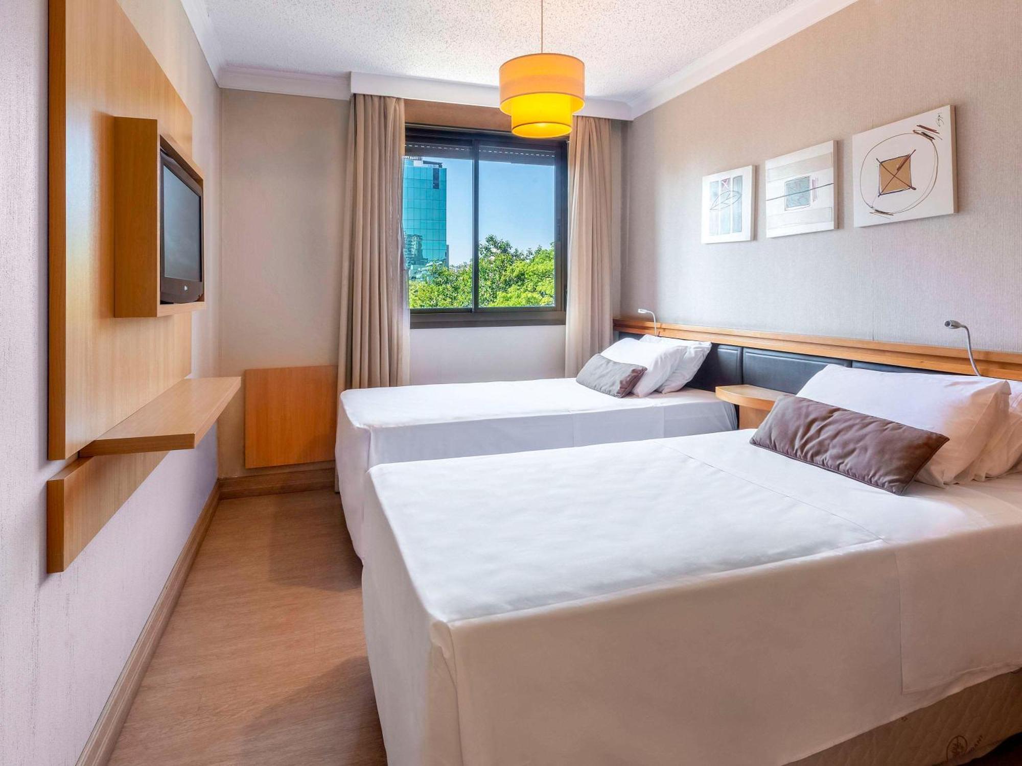 Manhattan Porto Alegre By Mercure Exteriör bild