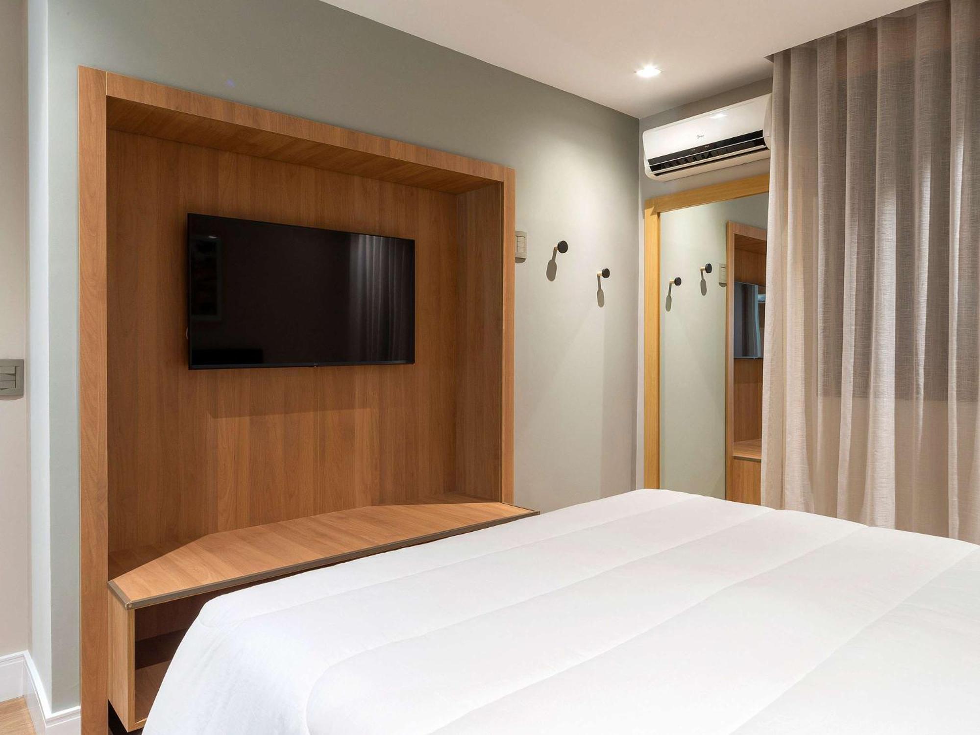 Manhattan Porto Alegre By Mercure Exteriör bild